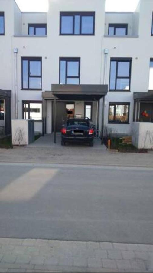 Privat Zimmer Richtung Messe Hanôver Exterior foto